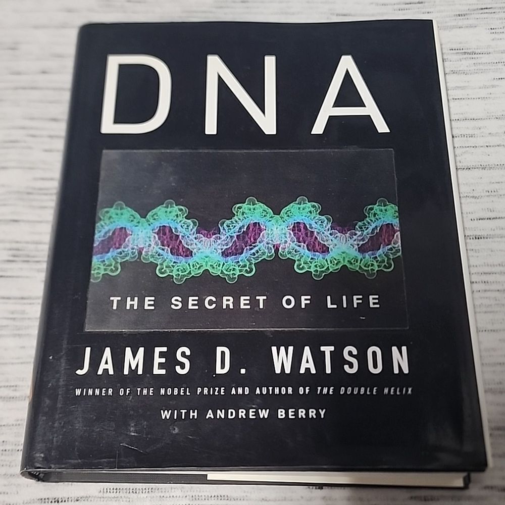 DNA: The Secret Of Life by James Watson; Andrew Berry...LENTICULAR Cover